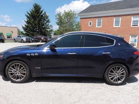 Used 2019 Maserati Levante GranLusso AWD/4WD image 26