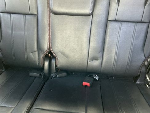 Used 2016 Dodge Grand Caravan R/T image 6