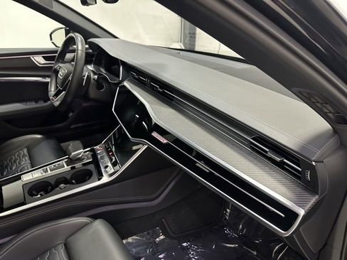 Used 2022 Audi RS 6 image 46