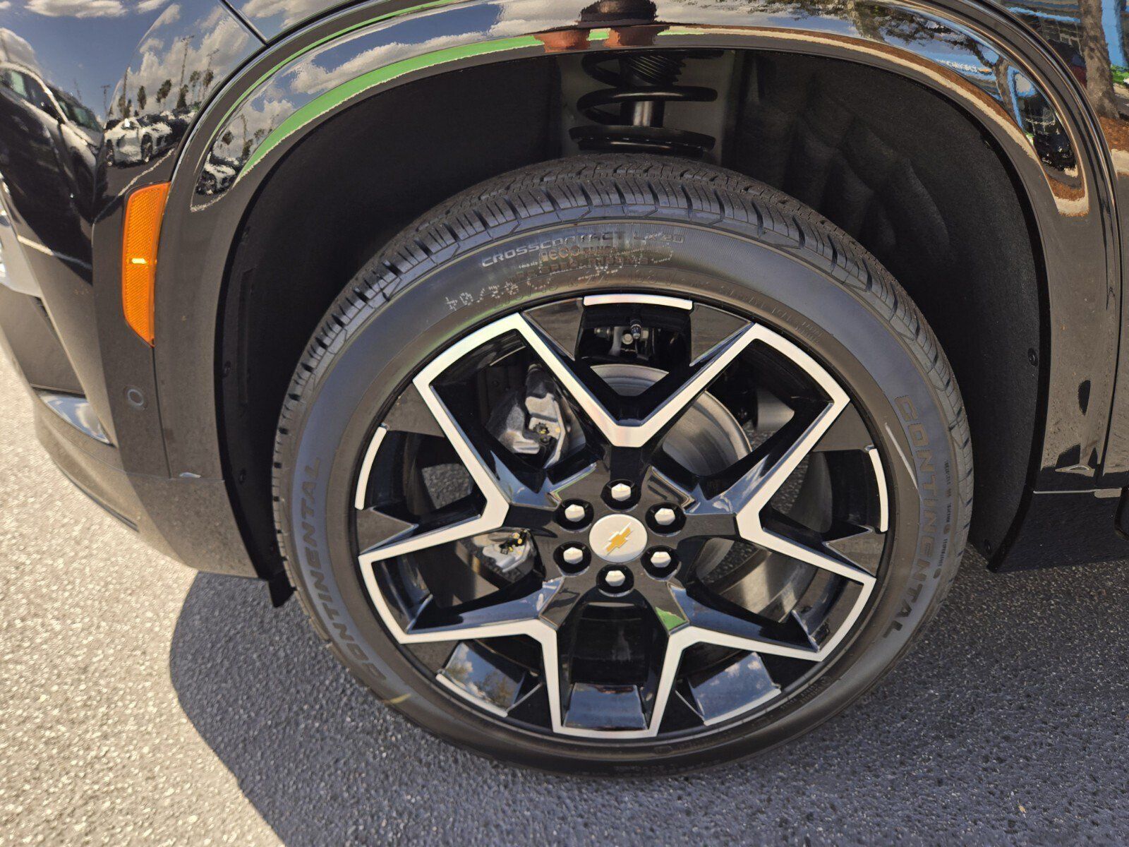 New 2026 Chevrolet Traverse High Country FWD image 4