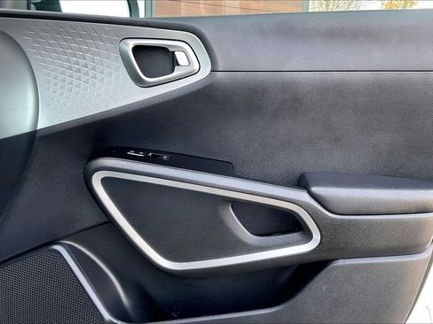 Used 2021 Kia Soul X-Line image 20