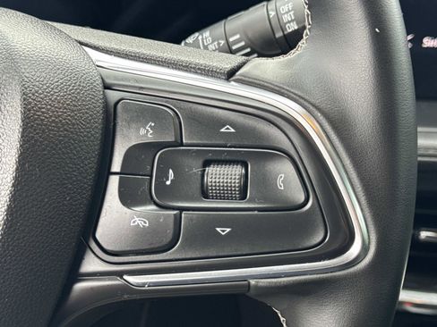 Used 2025 Buick Encore GX Preferred image 12