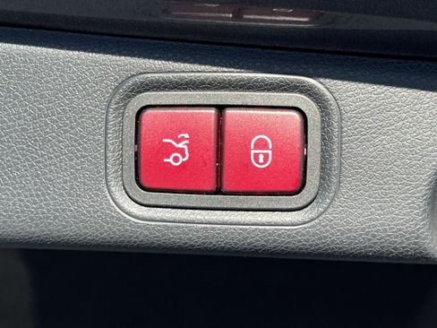 Used 2022 Mercedes-Benz E 350 E 350 image 25