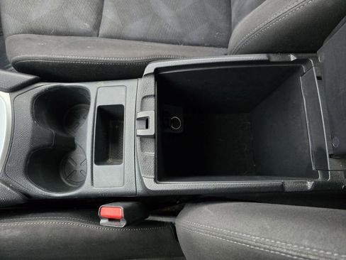 Used 2015 Nissan Rogue S image 29