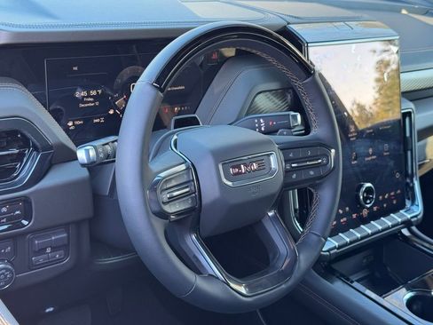 New 2026 GMC Yukon AT4 w/ AT4 Premium Plus Package image 17