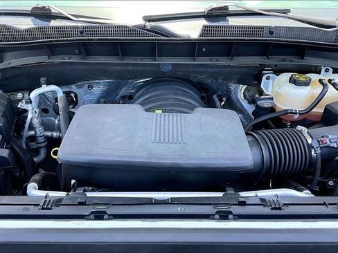 Used 2022 GMC Sierra 1500 AT4 w/ AT4 Premium Package AWD/4WD image 9