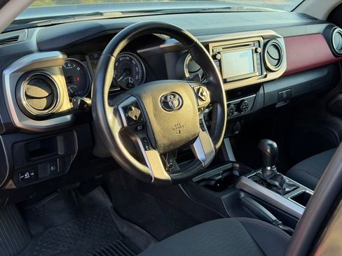 Used 2019 Toyota Tacoma SR5 image 17