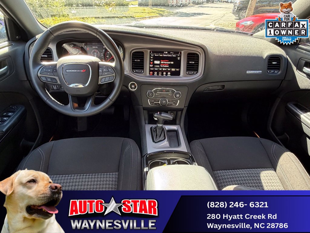 Used 2023 Dodge Charger SXT w/ Blacktop Package RWD image 8