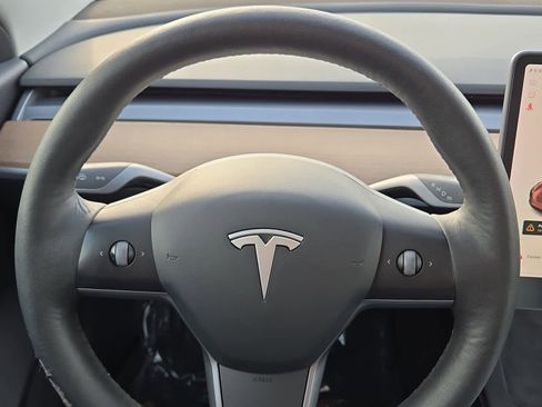 Used 2021 Tesla Model 3 Long Range image 15