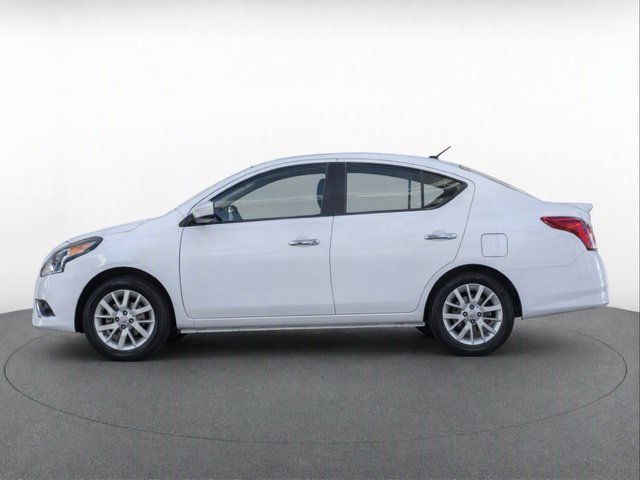 Used 2018 Nissan Versa SV w/ SV Special Edition Package FWD image 6