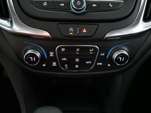 Used 2024 Chevrolet Equinox LT w/ LPO, Floor Liner Package image 23