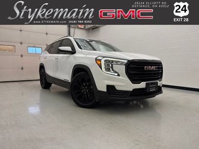Used 2022 GMC Terrain SLE w/ Driver Convenience Package