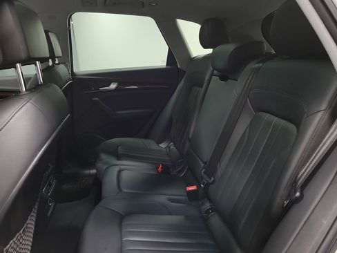 Used 2020 Audi Q5 Prestige w/ Prestige Package image 23