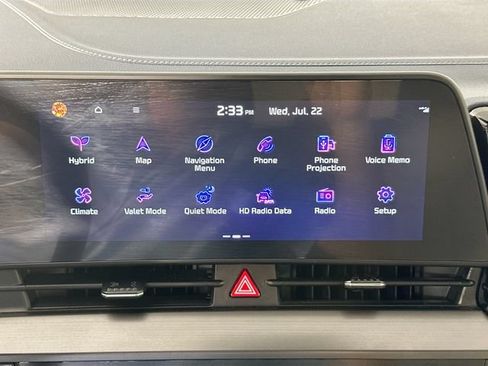 Used 2023 Kia Sportage EX AWD/4WD image 12