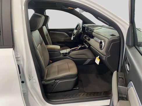 New 2025 Chevrolet Colorado ZR2 w/ Technology Package image 10