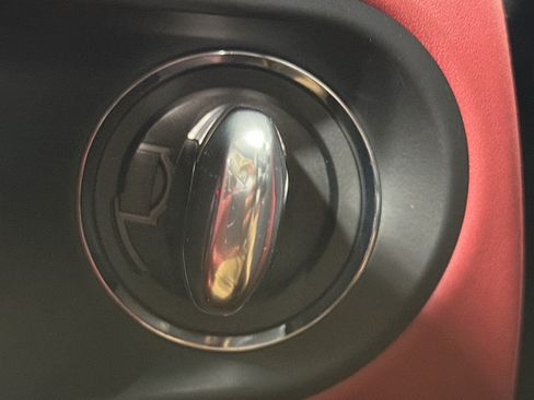 Certified 2026 Porsche Macan S AWD/4WD image 35