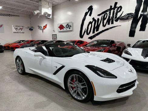 Used 2014 Chevrolet Corvette Stingray Convertible w/ 3LT Preferred Equipment Group RWD image 21