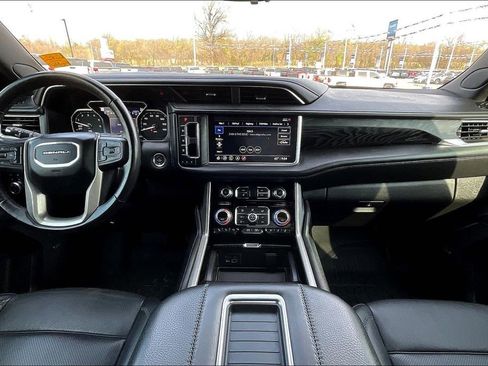 Used 2021 GMC Yukon XL Denali w/ Denali Ultimate Package image 15