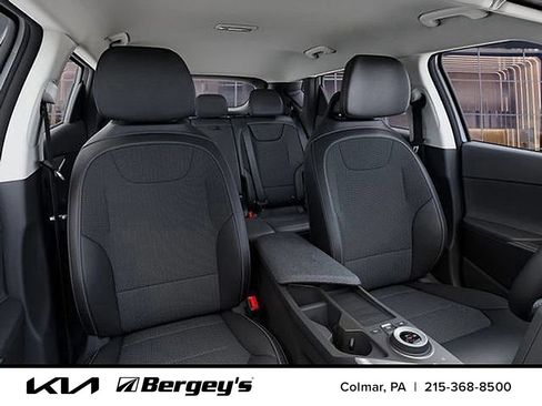 Used 2025 Kia EV6 Light w/ Light LR Technology Package AWD/4WD image 21