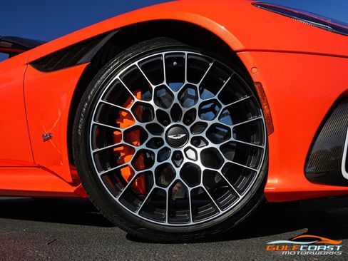 Used 2023 Aston Martin DBS Superleggera Volante RWD image 81