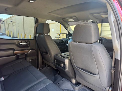 Used 2021 Chevrolet Silverado 1500 LT Trail Boss w/ Bed Protection Package AWD/4WD image 16