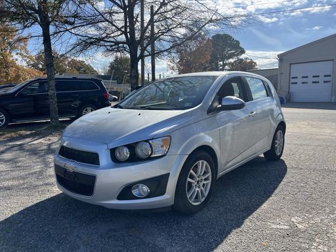 Used 2012 Chevrolet Sonic LT image 3