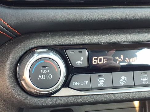 Used 2025 Nissan Versa SR w/ Trunk Package FWD image 11