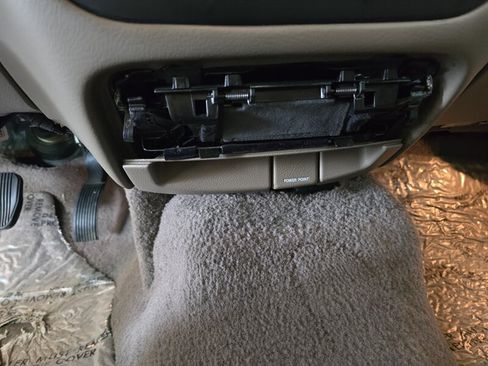 Used 2004 Mercury Grand Marquis LS RWD image 20