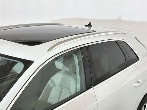 Used 2023 Audi Q3 2.0T Premium w/ Convenience Package image 23