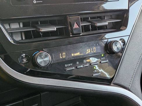 Certified 2023 Toyota Camry SE image 21