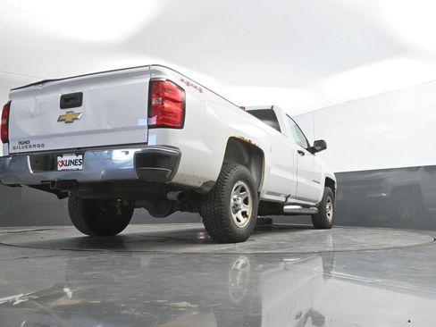 Used 2017 Chevrolet Silverado 1500 W/T w/ WT Convenience Package AWD/4WD image 25