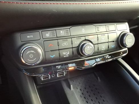 Certified 2026 Dodge Durango GT AWD/4WD image 19