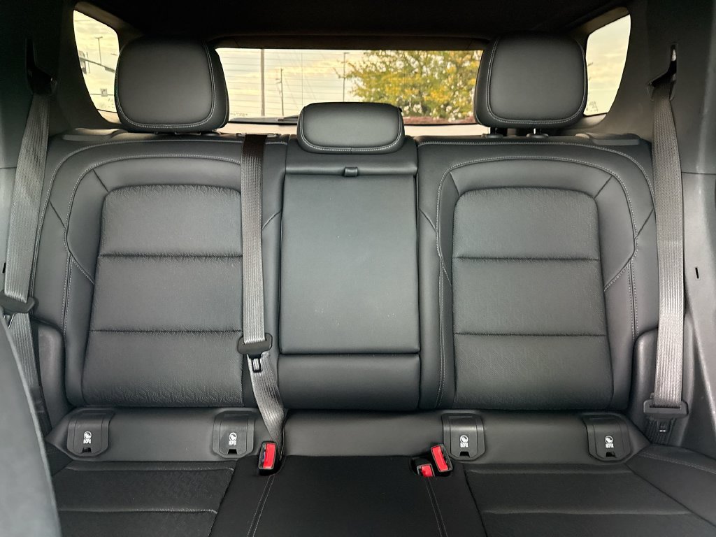 Used 2025 Chevrolet Equinox LT w/ Convenience Package II AWD/4WD image 5