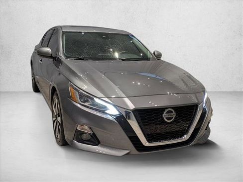Used 2019 Nissan Altima 2.5 SL image 3