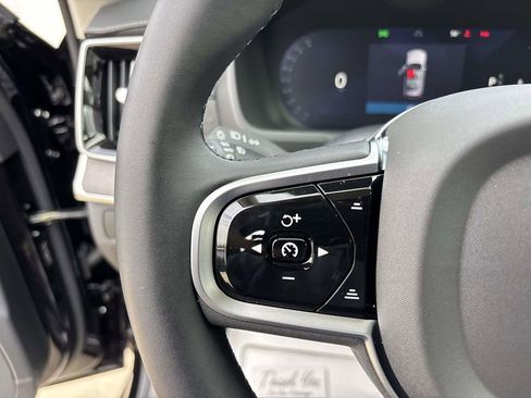 New 2026 Volvo XC90 B6 Ultra w/ Protection Package Premier image 18