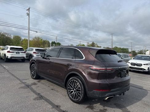Used 2019 Porsche Cayenne AWD/4WD image 5