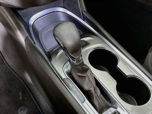 Used 2023 Chevrolet Malibu LT FWD image 17