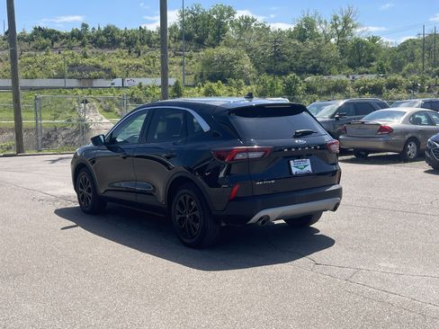 Used 2024 Ford Escape Active image 5