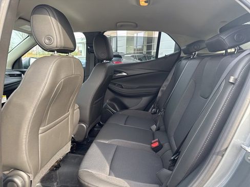 Used 2024 Buick Encore GX Preferred image 3