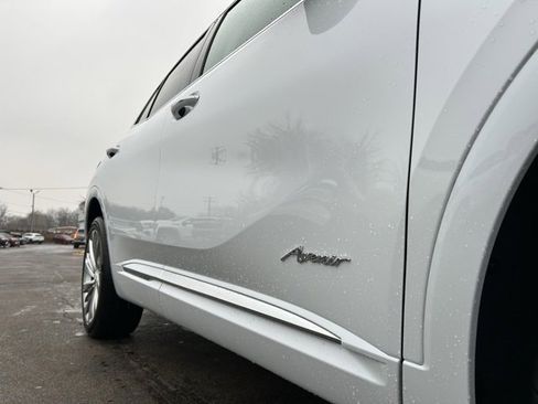 New 2026 Buick Envision Avenir image 13
