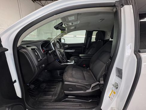 Used 2022 Chevrolet Colorado LT w/ Fleet Safety Package RWD image 12