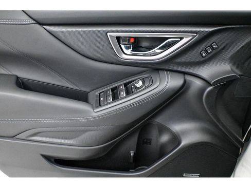 Used 2022 Subaru Forester Touring image 29