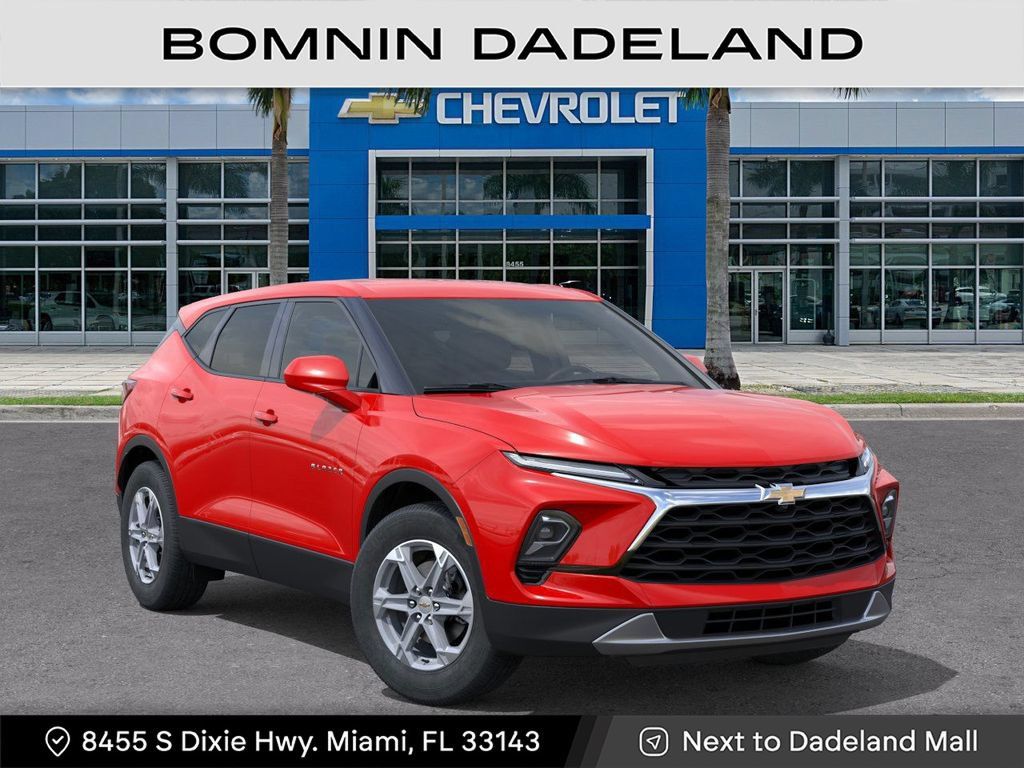 New 2025 Chevrolet Blazer LT FWD image 9