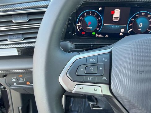 New 2026 Volkswagen Atlas Cross Sport SEL Premium R-Line AWD/4WD image 19