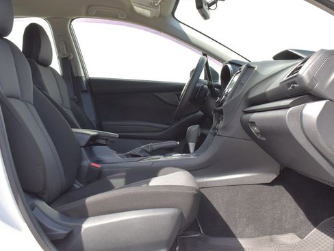 Used 2019 Subaru Impreza 2.0i Premium image 29