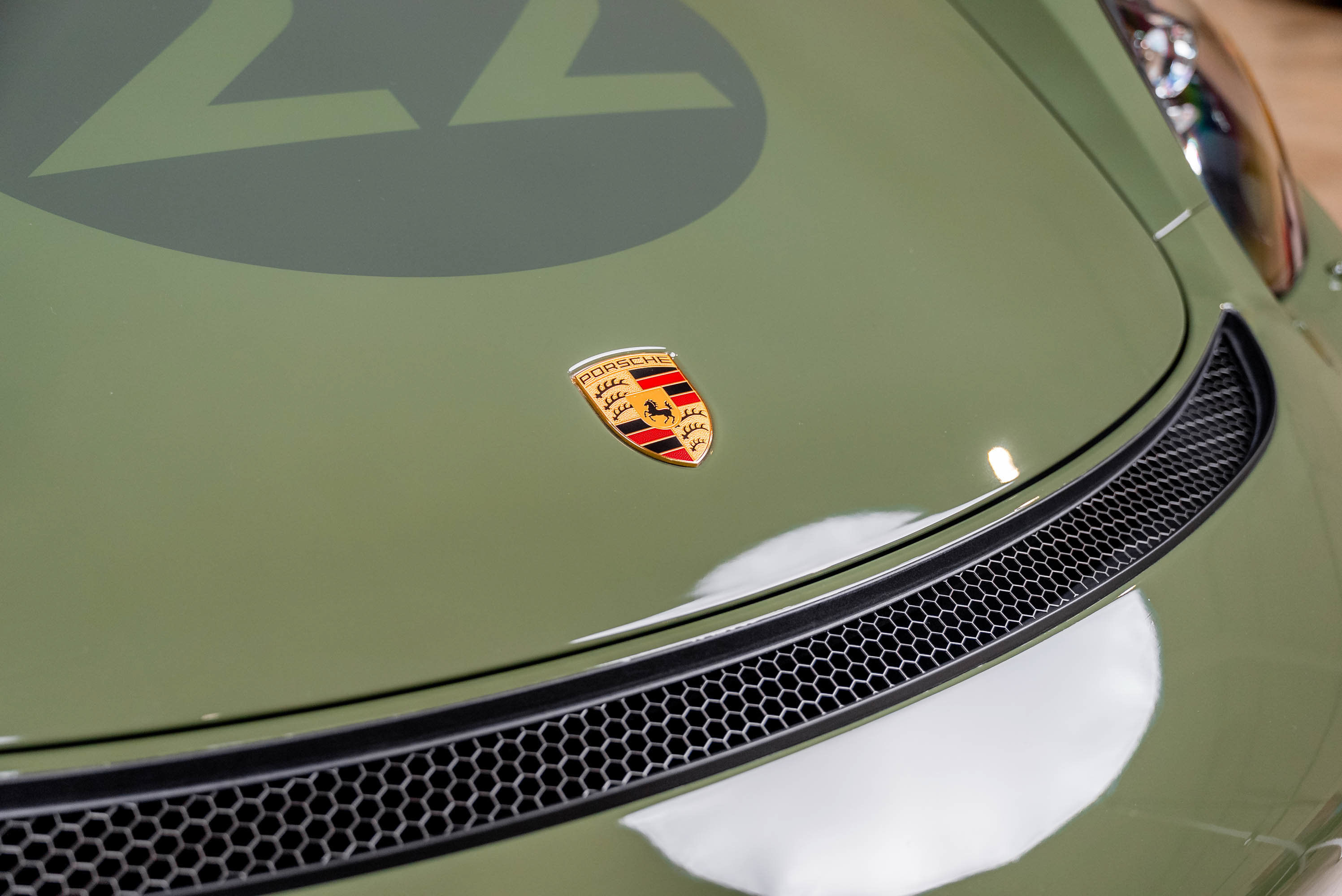Used 2022 Porsche 718 Boxster Spyder RWD image 9