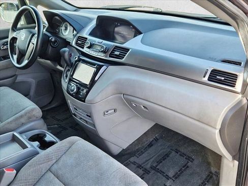Used 2016 Honda Odyssey SE image 21