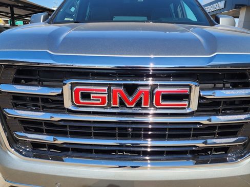 New 2026 GMC Yukon XL Elevation image 9