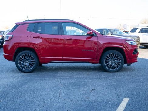 Used 2023 Jeep Compass Limited image 6