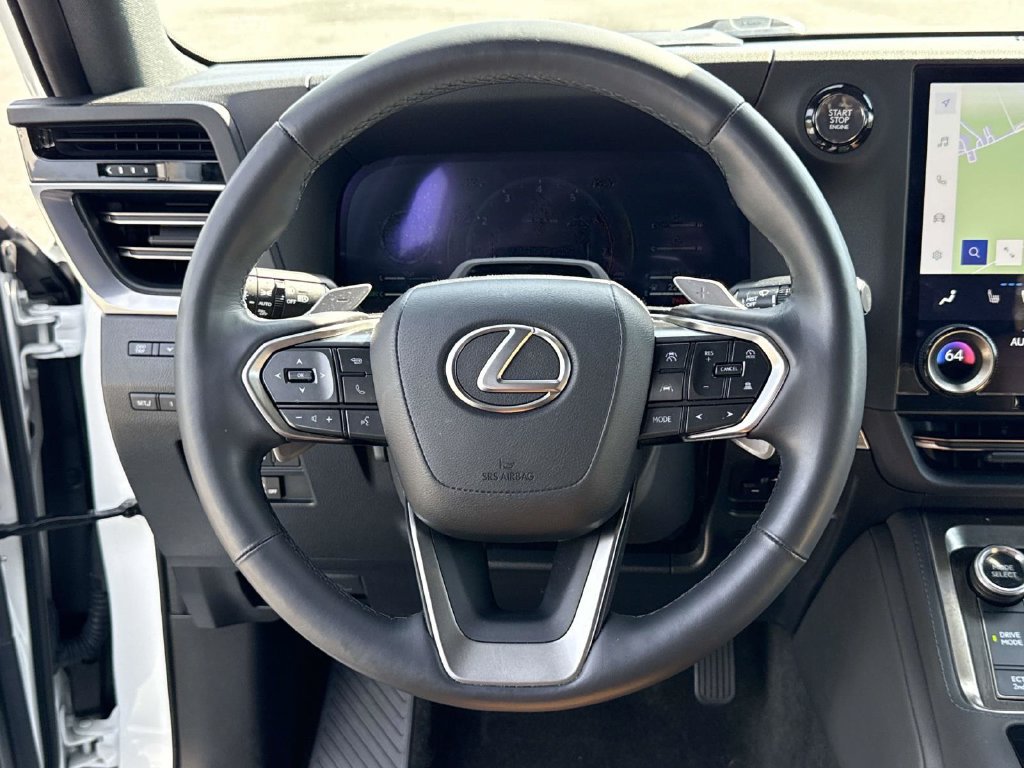 Used 2024 Lexus GX 550 w/ Accessory Package (2T) AWD/4WD image 31